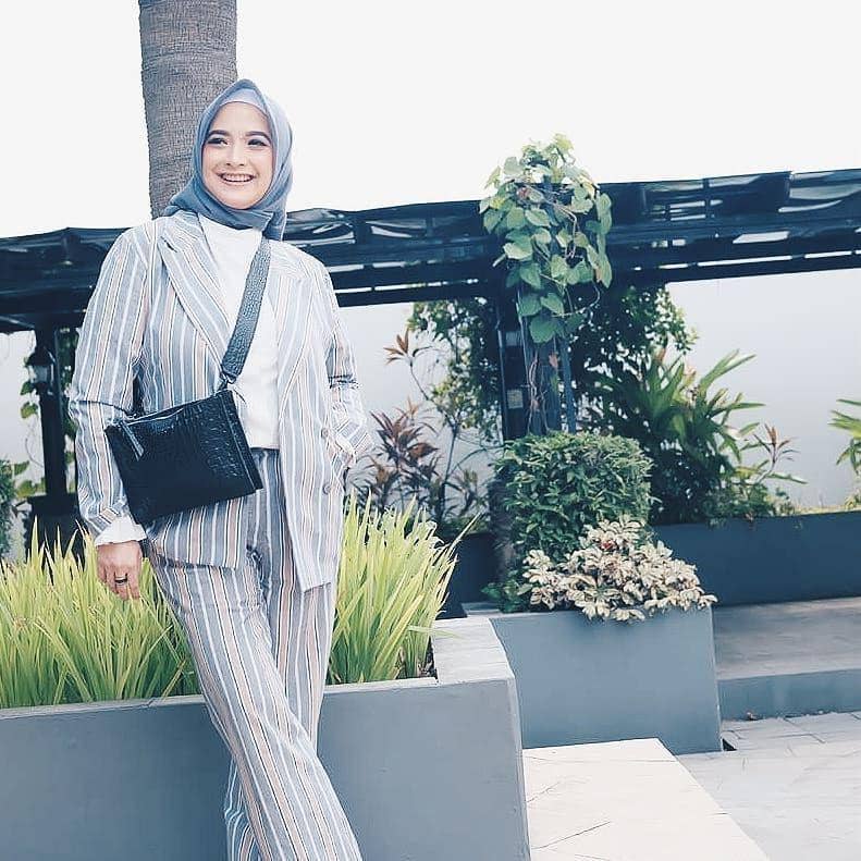 instagram.com/andharaearly