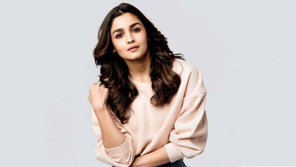 Genap 26 Tahun, 5 Film Terbaik Alia Bhatt Ini Wajib Kamu Tonton
