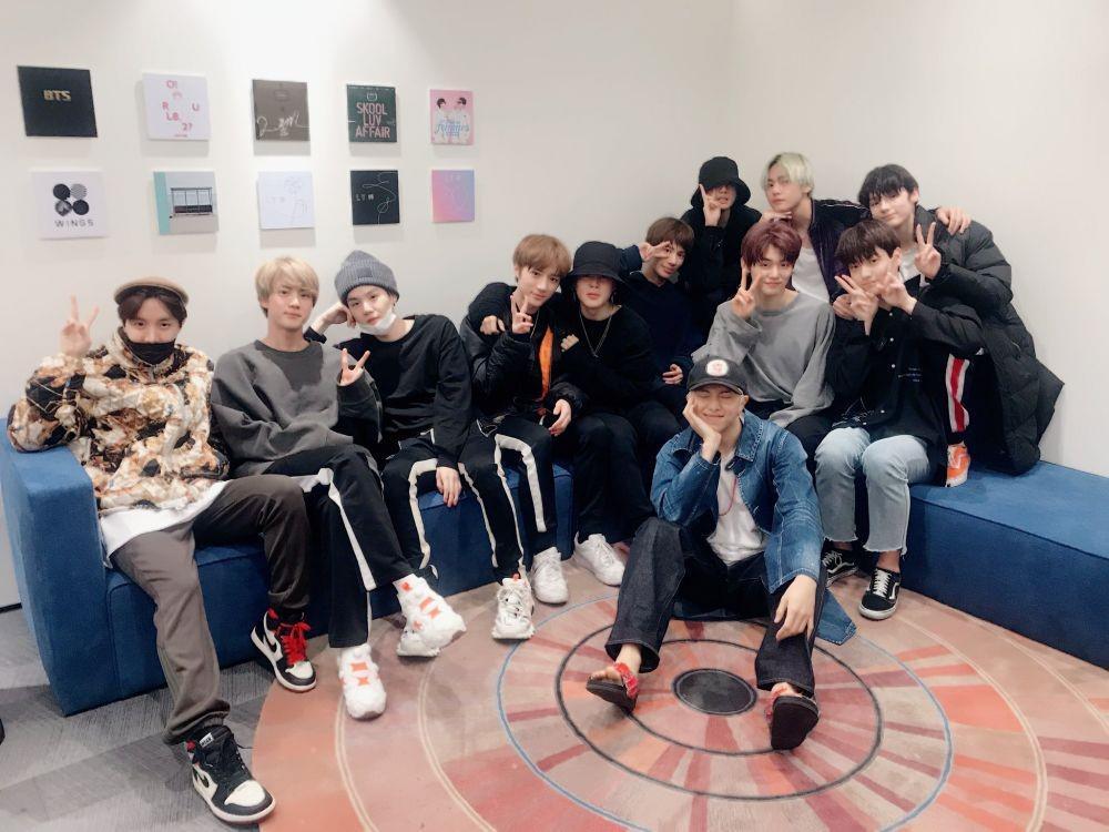 Dikenal Ketat, 5 Hubungan Senior dan Junior di Dunia KPop yang Manis!