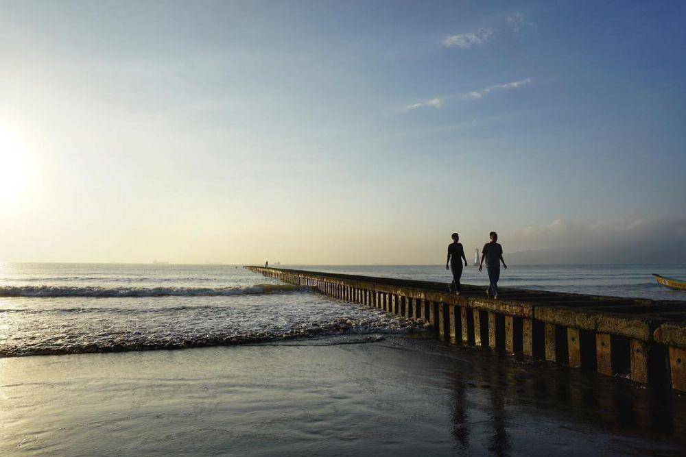 Pantai Teluk Penyu (instagram.com/yanu_unay)