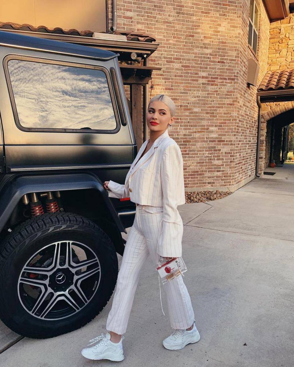 instagram.com/kyliejenner