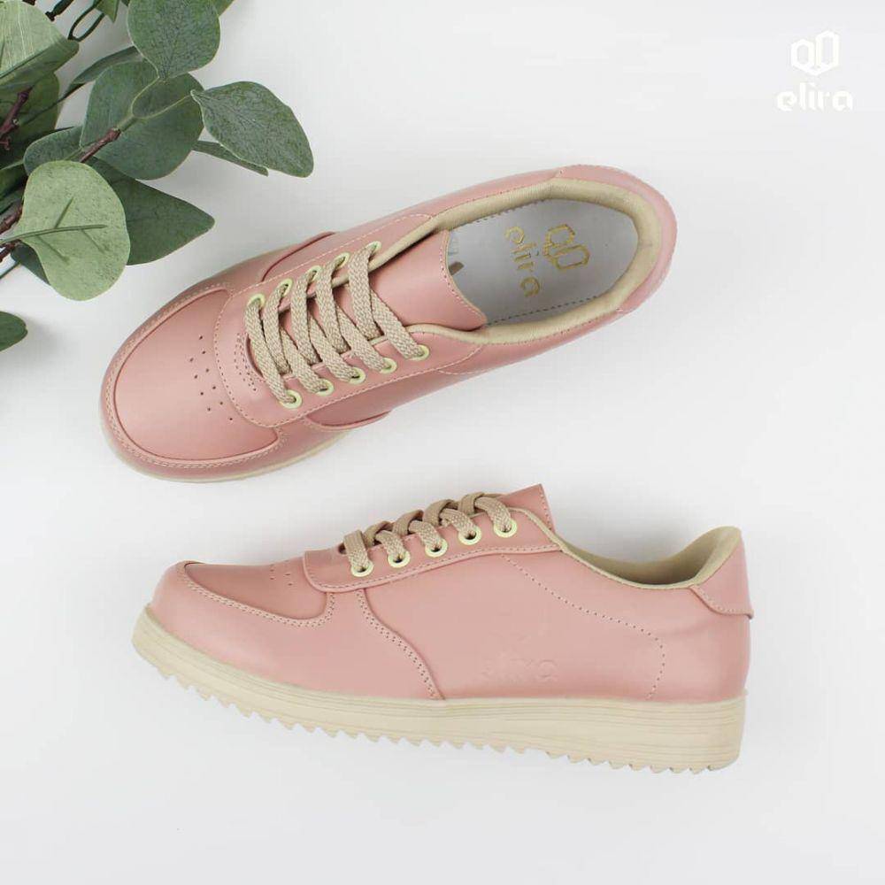 Instagram/elirashoes
