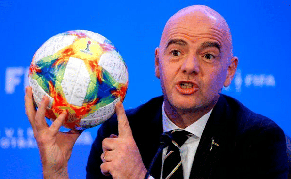 twitter.com/kobinaessel39