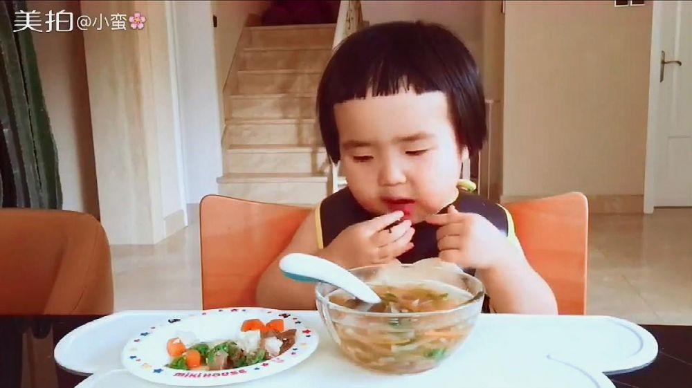 Si Kecil Mulai Makan? Simak 10 Panduan MPASI dari WHO