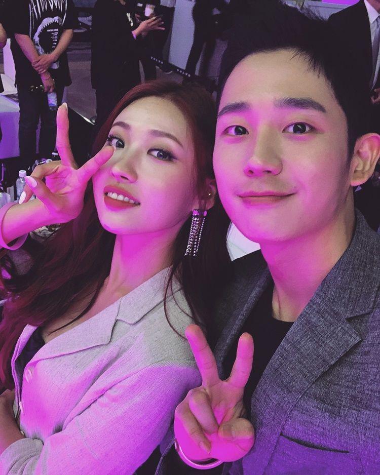 #BFA2019: Hits Banget, 9 Potret Kedekatan Risabae dengan Seleb Korea