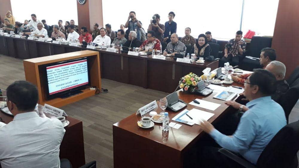 Bupati Berharap Hongshi Holding Beri Manfaat Bagi Masyarakat