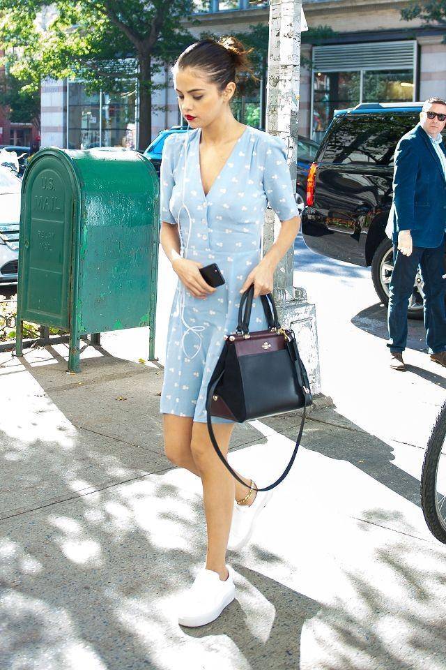 whowhatwear.com