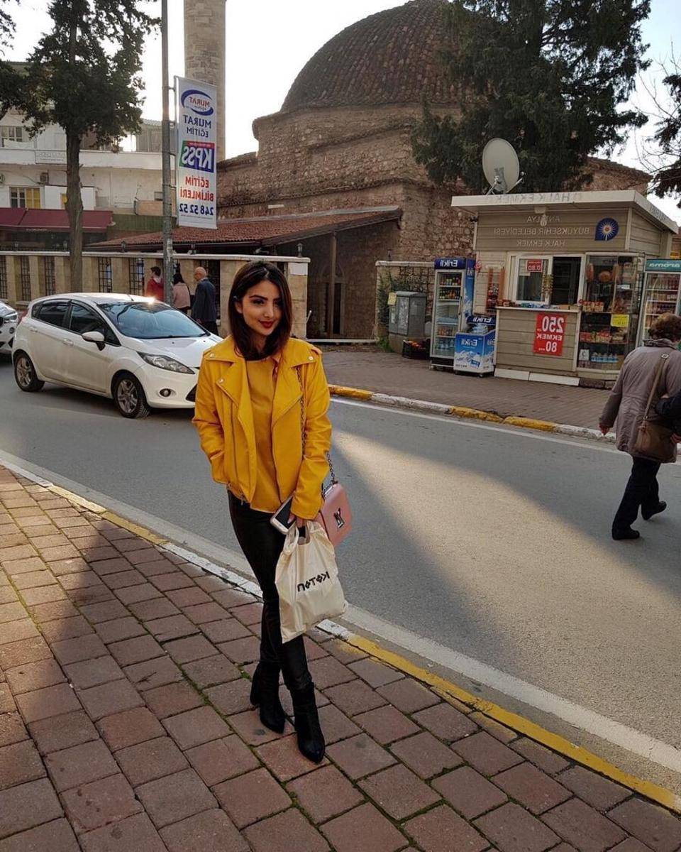 Instagram.com/saraminti