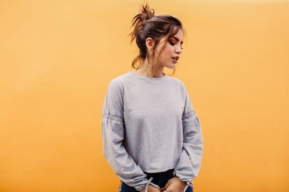 Potret isabela moner, pemeran dora the explorer yang tampak menaw