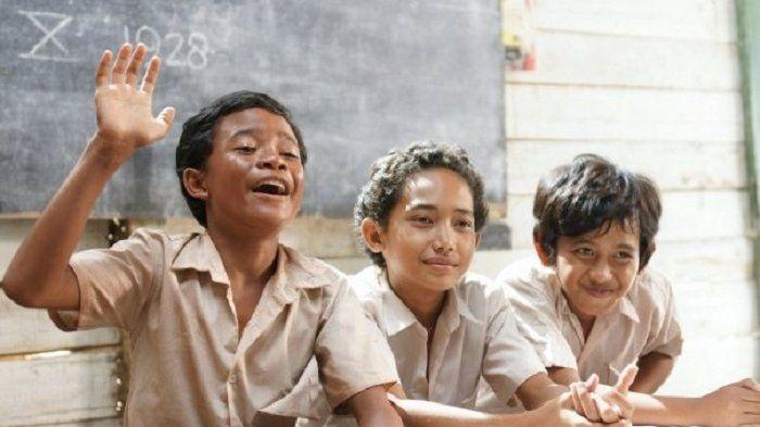 5 Macam Coretan Ini Pasti Pernah Kamu Jumpai di Meja Sekolah