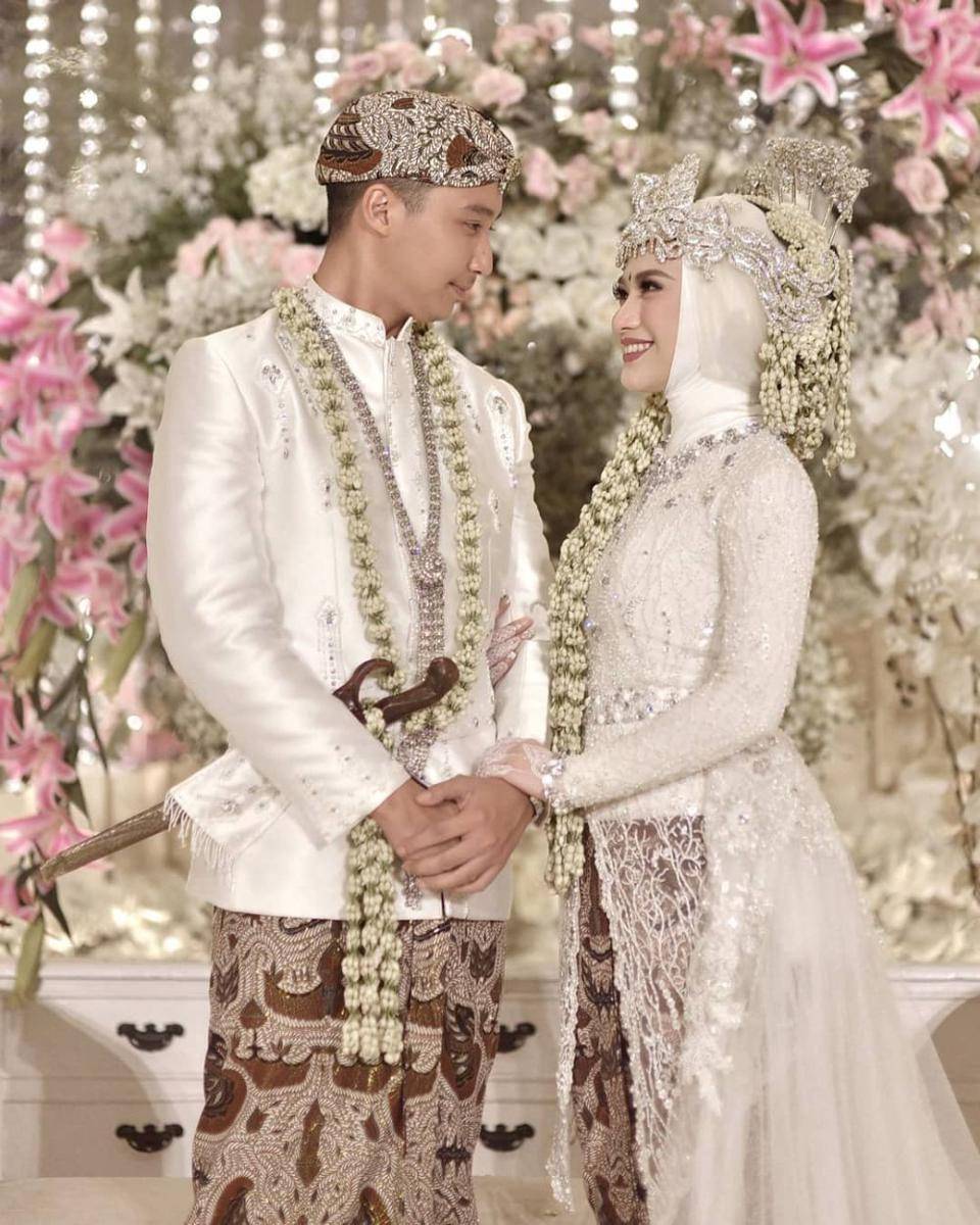 instagram.com/melodylaksani92