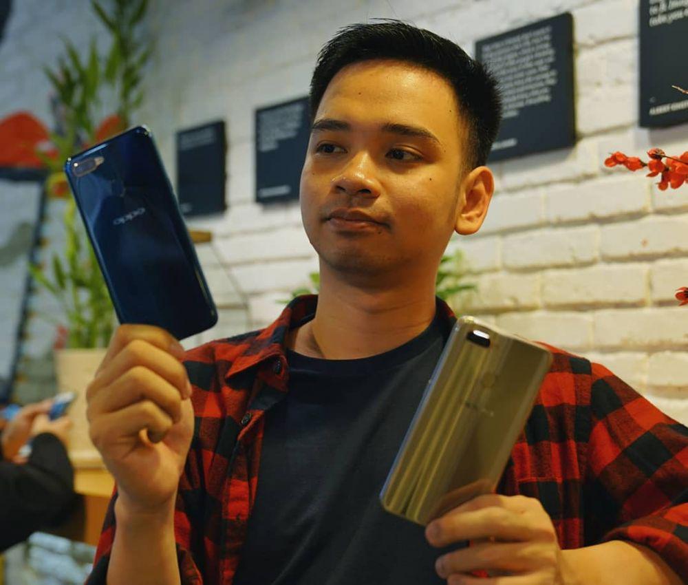10 Pesona David Brendi, YouTuber di Balik Channel Gadgetin yang Hits