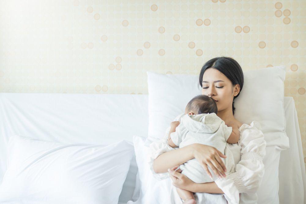 Ini 5 Ketakutan Cewek Saat Mereka Jadi Ibu untuk Pertama Kali