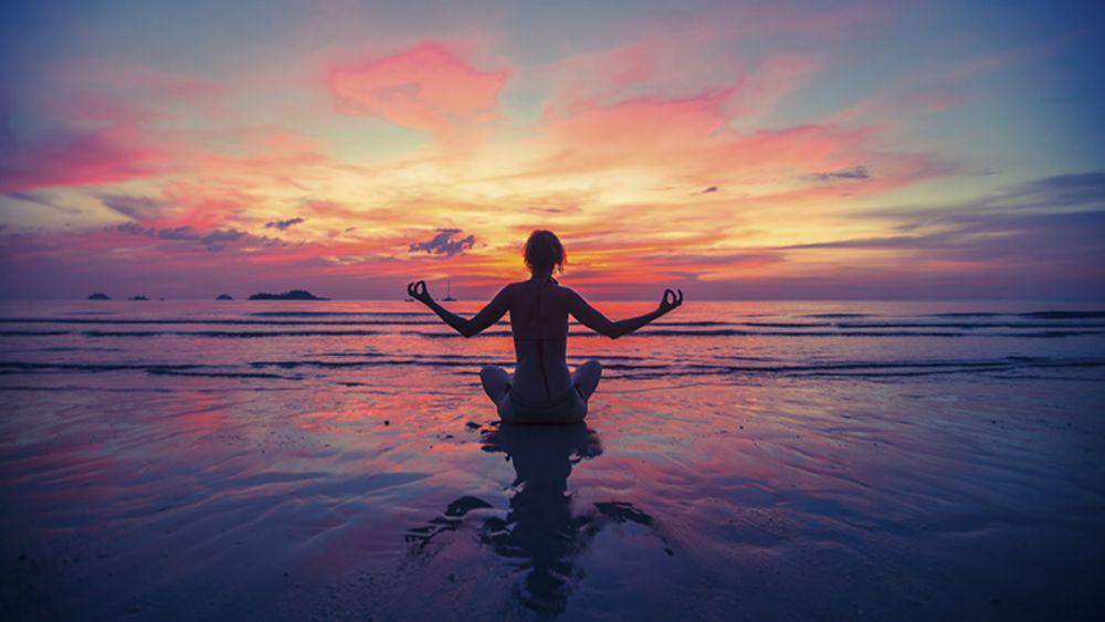 yogajournal.com