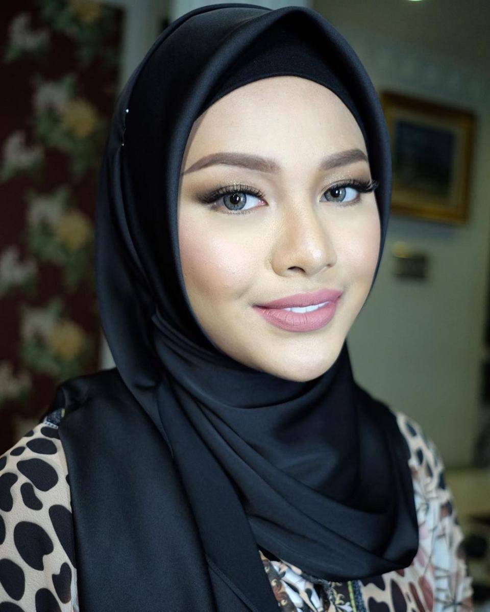 instagram.com/obbymakeup