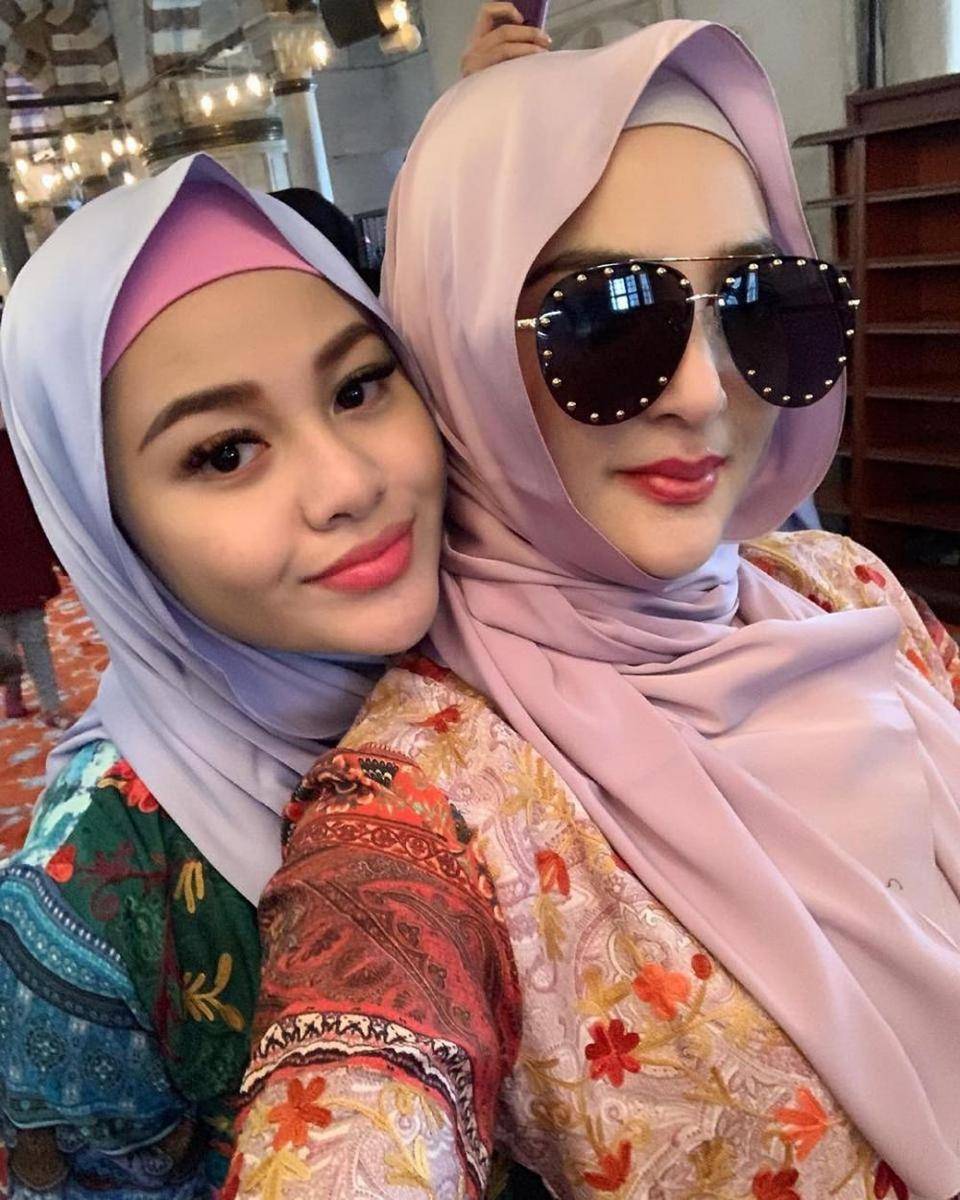 instagram.com/aurelie.hermansyah