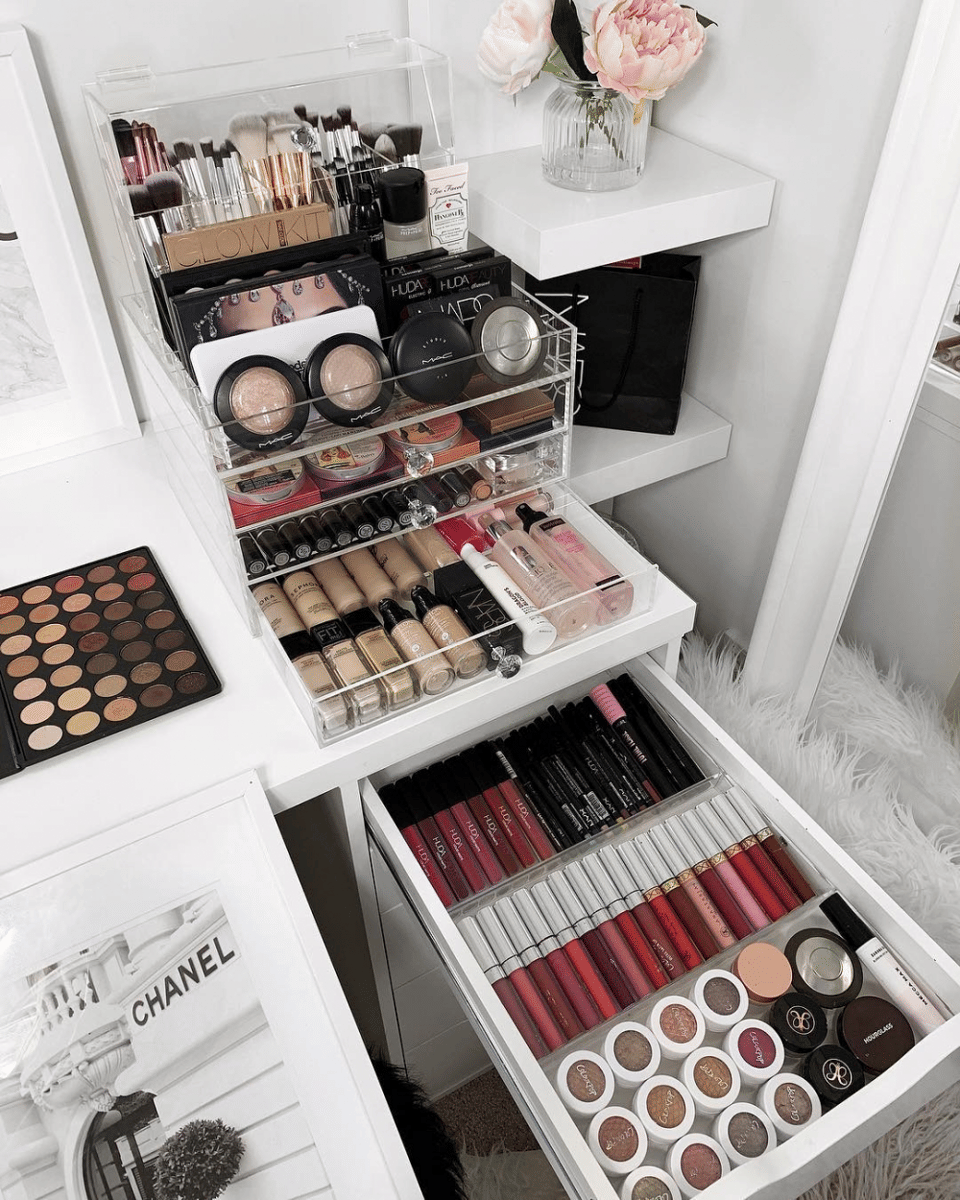 instagram.com/vanitycollections