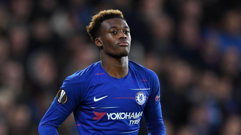 Gantikan Coutinho, Barcelona Ikut Ramaikan Perburuan Hudson-Odoi