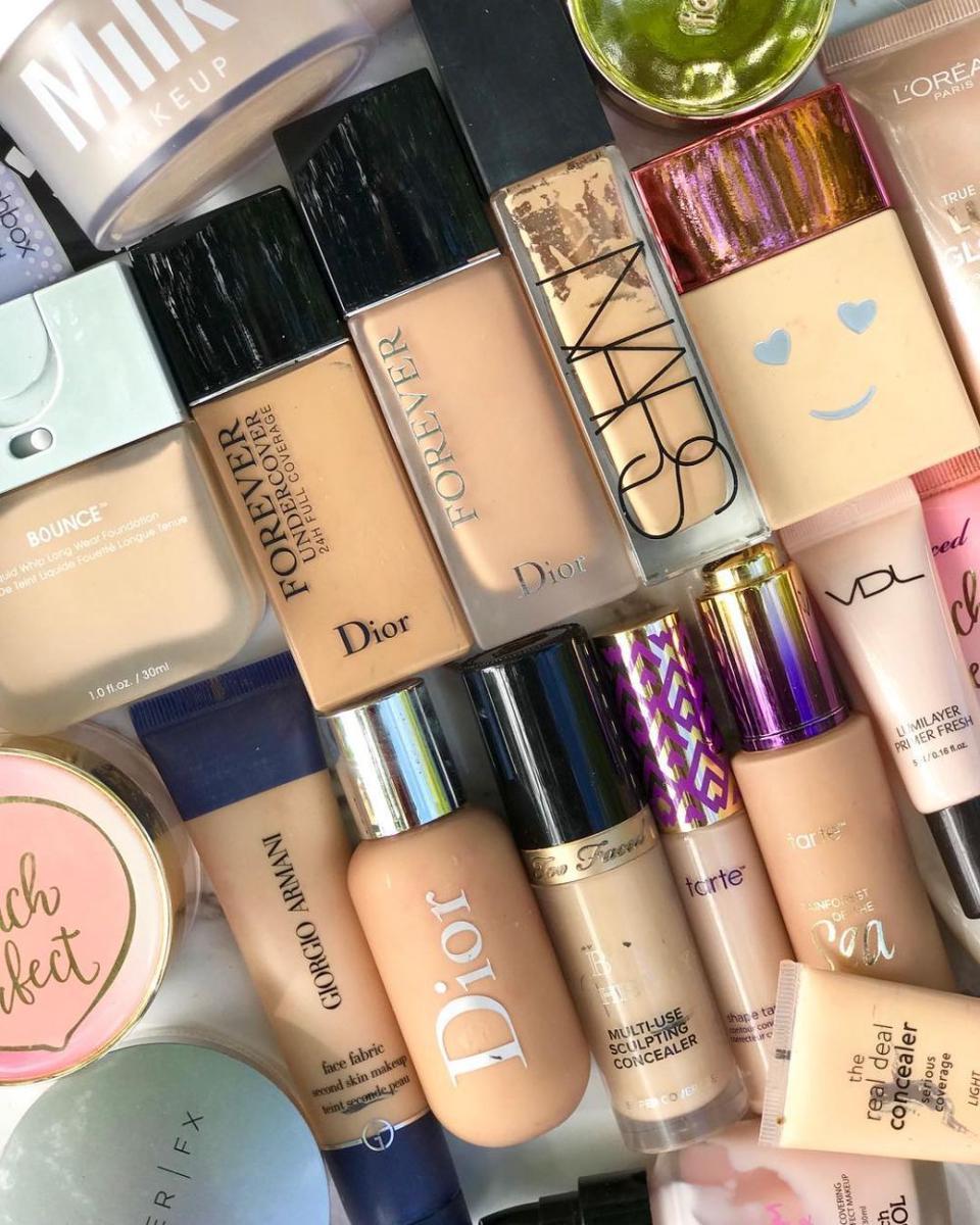 Kenali 10 Jenis Foundation Ini, Jangan Salah Pilih