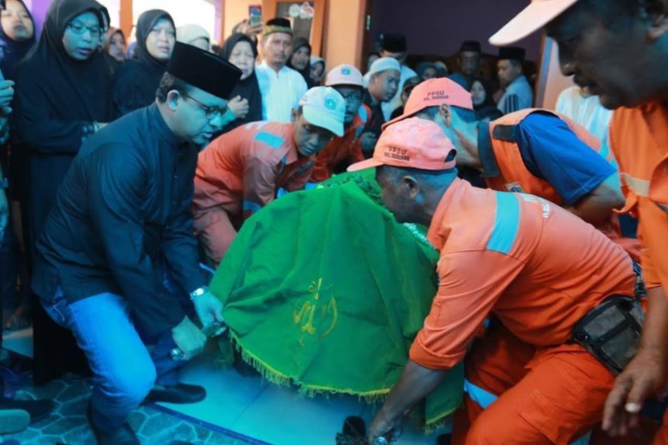 Keluarga Penyapu Jalan Korban Tabrak Lari Dapat Santunan BPJS