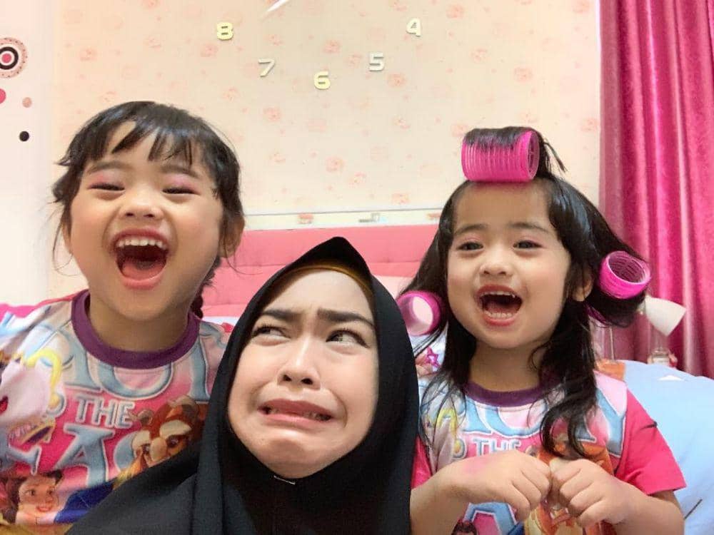 Instagram.com/riaricis1795