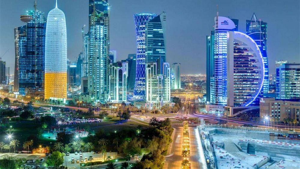 www.qatarliving.com