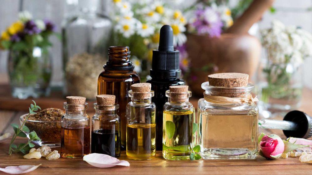 10 Rekomendasi Brand Essential Oils yang Terjangkau, Aman dan Alami