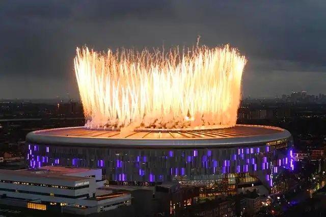 [FOTO] Momen Kemegahan Upacara Pembukaan Tottenham Hotspur Stadium