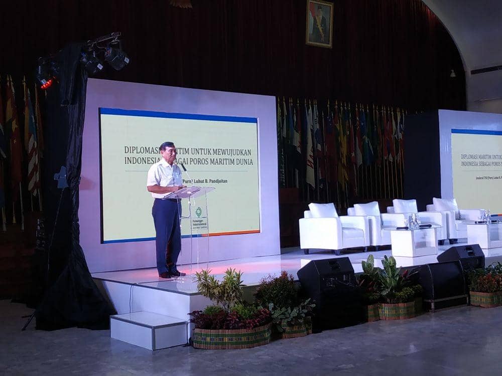 Luhut Sebut Pernyataan Prabowo Tentang Kekuatan TNI Tidak Mendasar