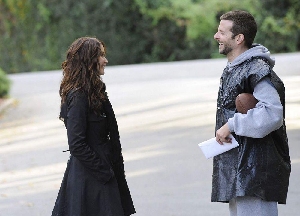 Cinta dan Kegilaan, Ini 7 Pesan dari Film Silver Linings Playbook