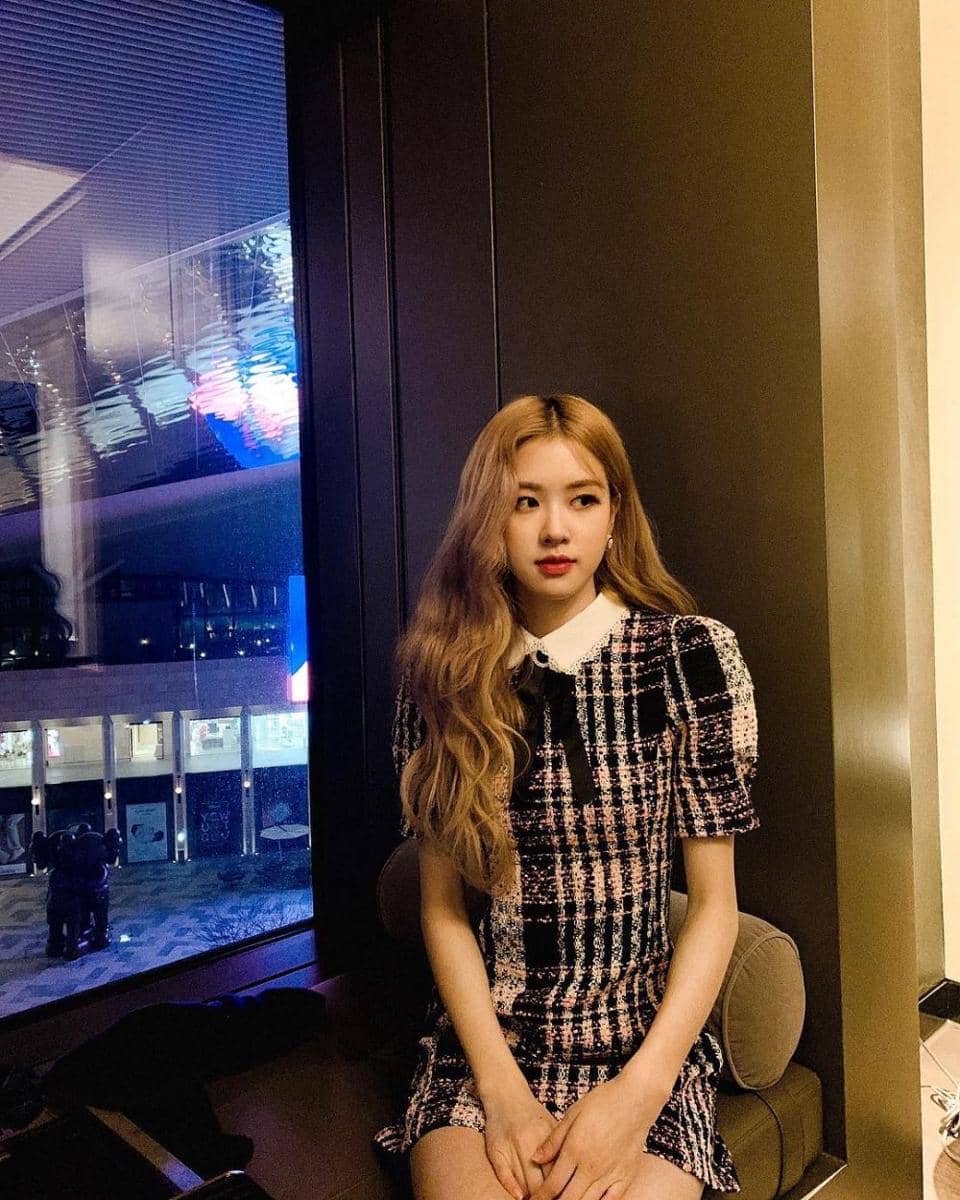 instagram.com/roses_are_rosie