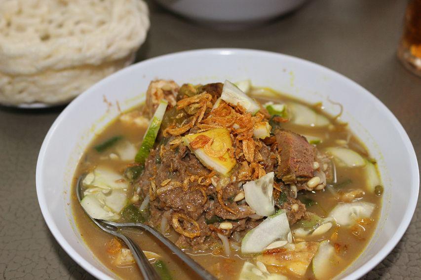 12 Warung Rujak Soto Terenak di Banyuwangi, Wajib Coba!