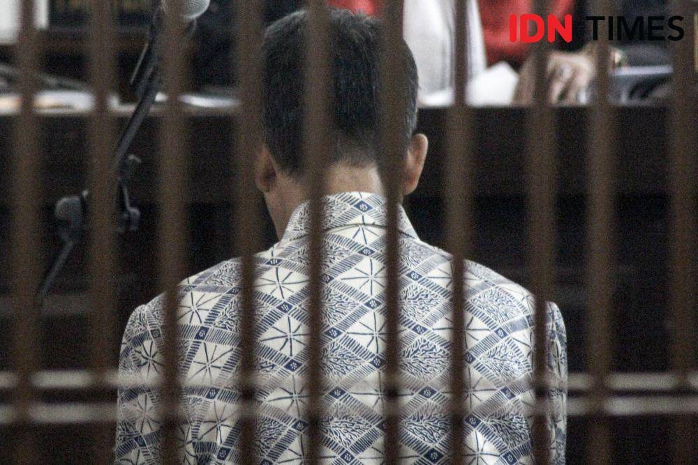 (llustrasi terdakwa di persidangan) IDN Times/Galih Persiana