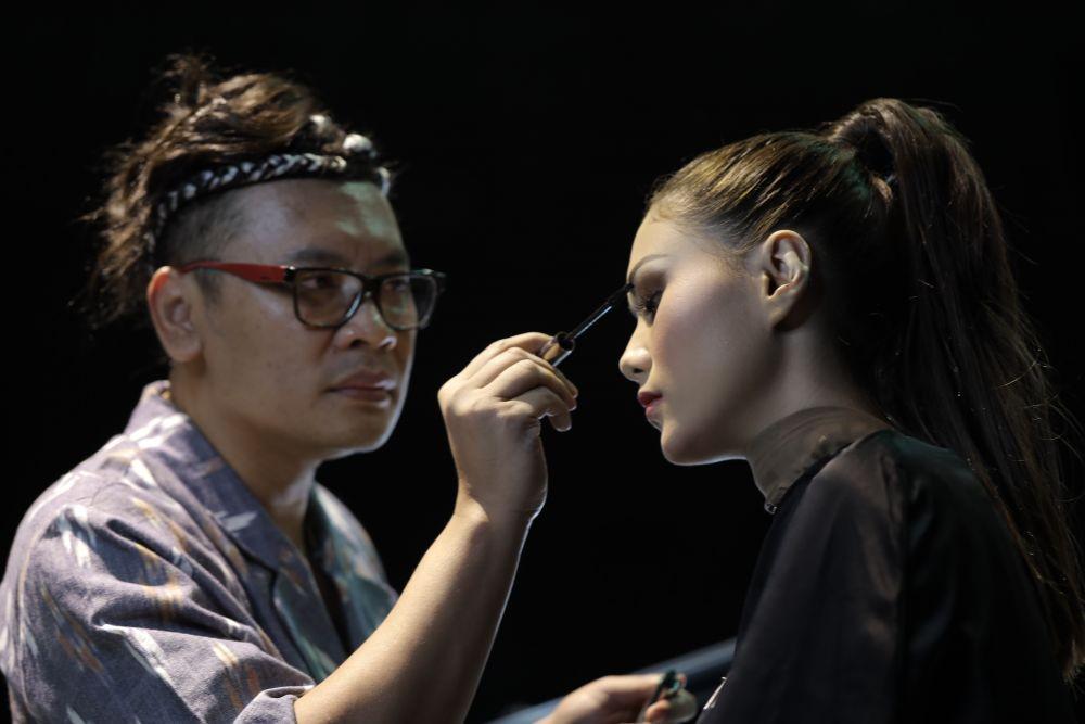 Wardah Kenalkan Tren Makeup Equator Treasure di Panggung IFW 2019
