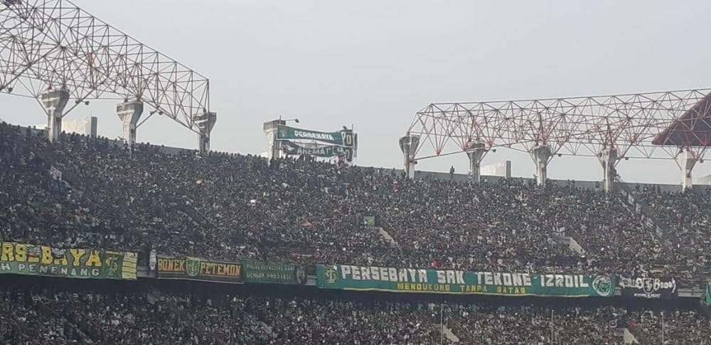 Arema FC Tahan Laju Persebaya di Gelora Bung Tomo