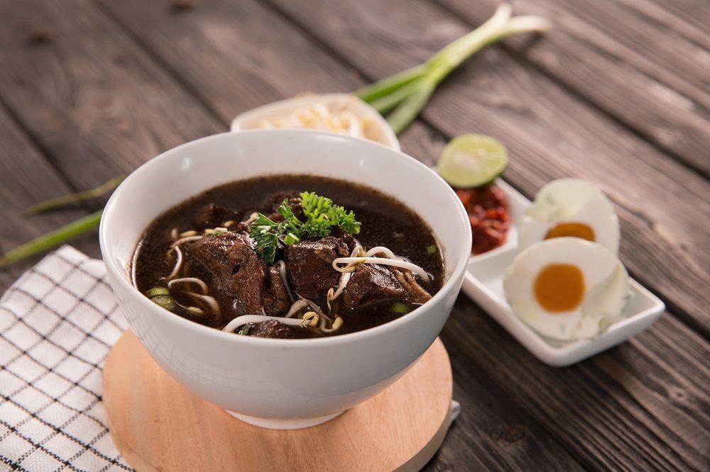 Resep Rawon Khas Surabaya yang Enak dan Cara Membuatnya