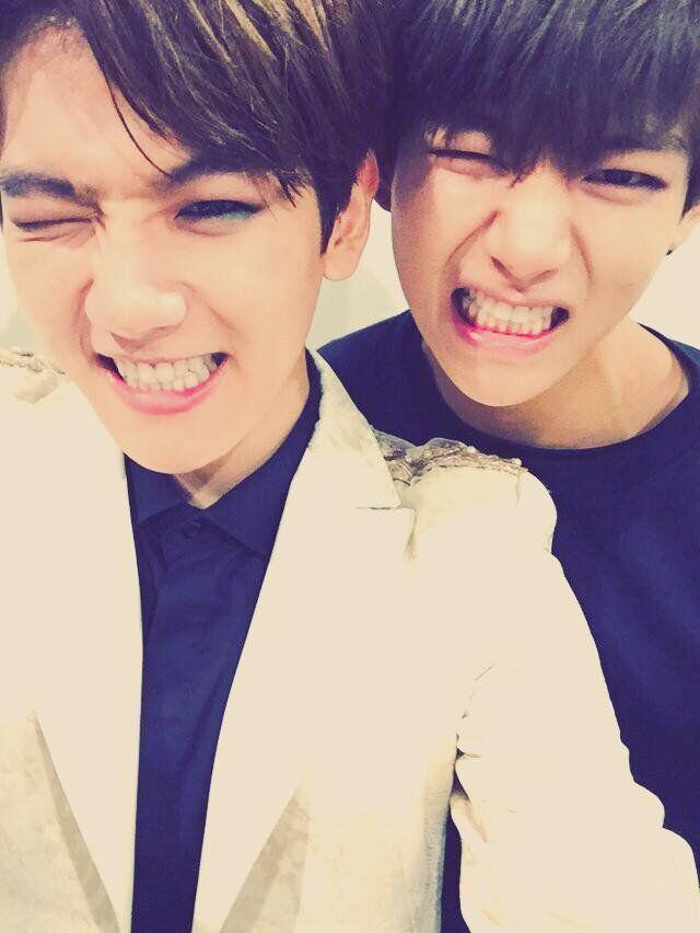twitter.com/BTS_twt
