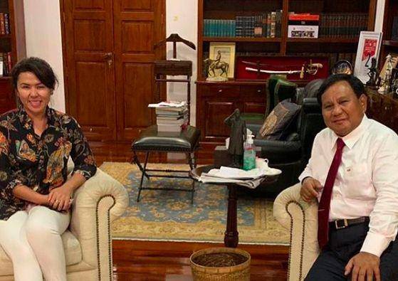(Fifi Lety Tjahaja Purnama bertemu dengan Prabowo Subianto) www.instagram.com/@fifietytjahajapurnama