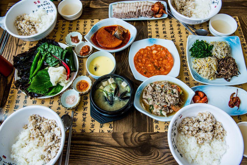 10 Makanan ini Sering Muncul dalam Drama Korea