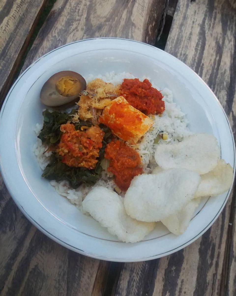 instagram.com/warung_buhar