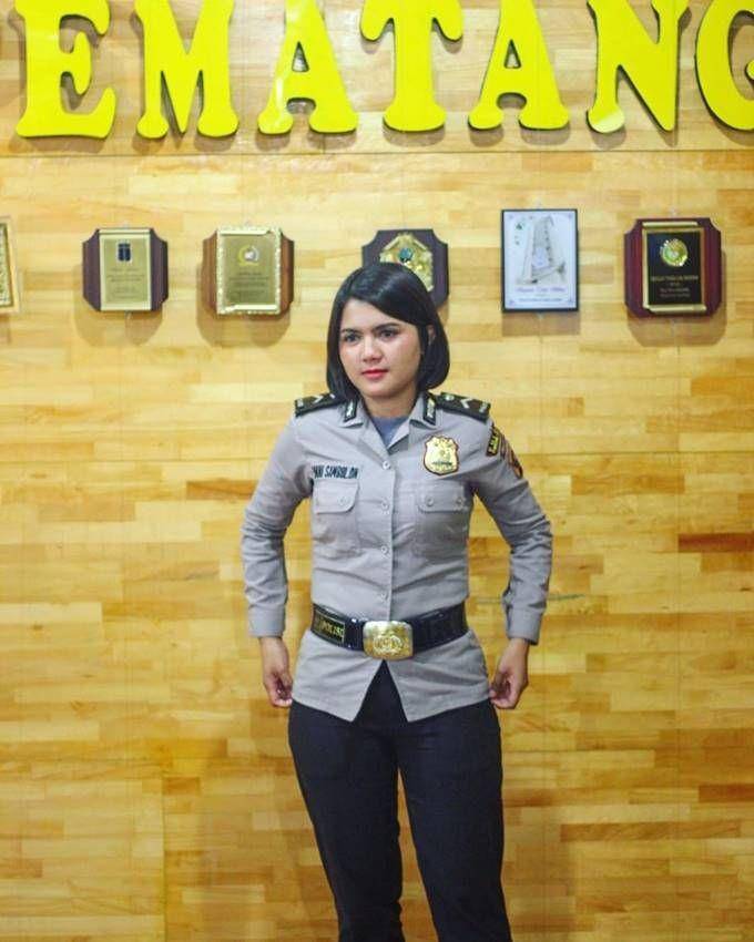 instagram.com/vanisimbolon/