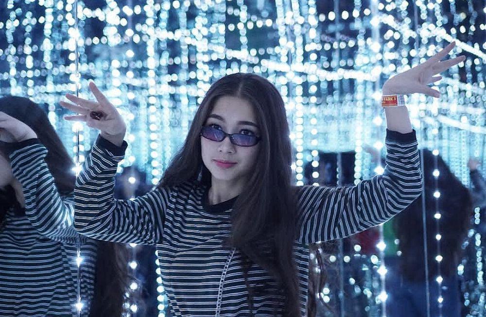 Biasa foto kocak, 10 potret devina aureel tampil anggun!