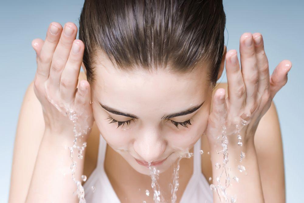 Double Cleansing, Ritual Kunci Kulit Sehat dari Zaman Dulu!