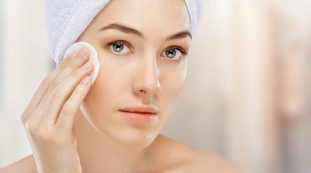 3 Jenis Pembersih Makeup yang Sesuai Kulit dan Wajib Diketahui