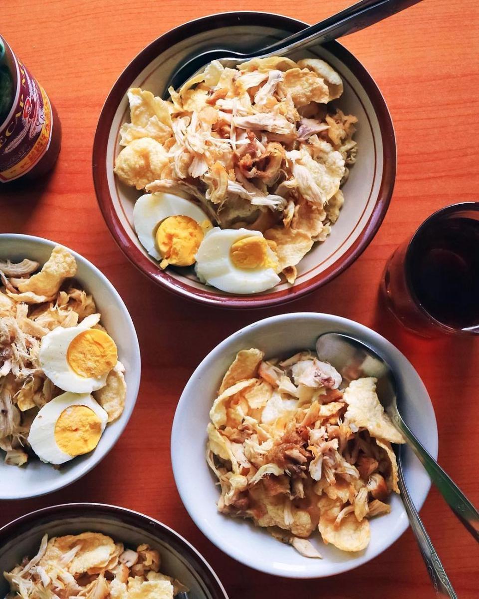 Resep dan Cara Membuat Bubur Ayam yang Simpel, tapi Enak