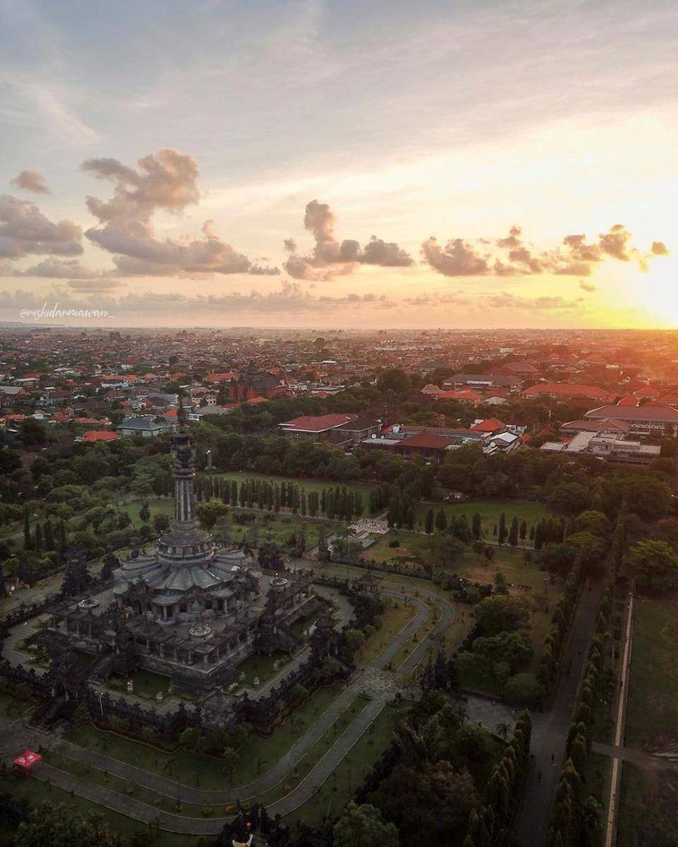 instagram.com/riskidarmawan_