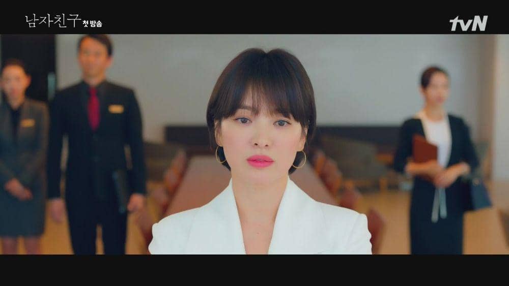 Dibalik Aura Tangguhnya, Ini 7 Cara Cewek Alpha Saat Menjalin Asmara