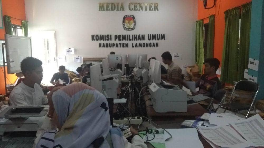 Minim Personil Situng, Penghitungan di Lamongan Terancam Molor