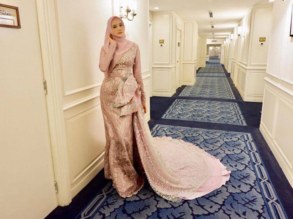 Instagram.com/mulanjameela1