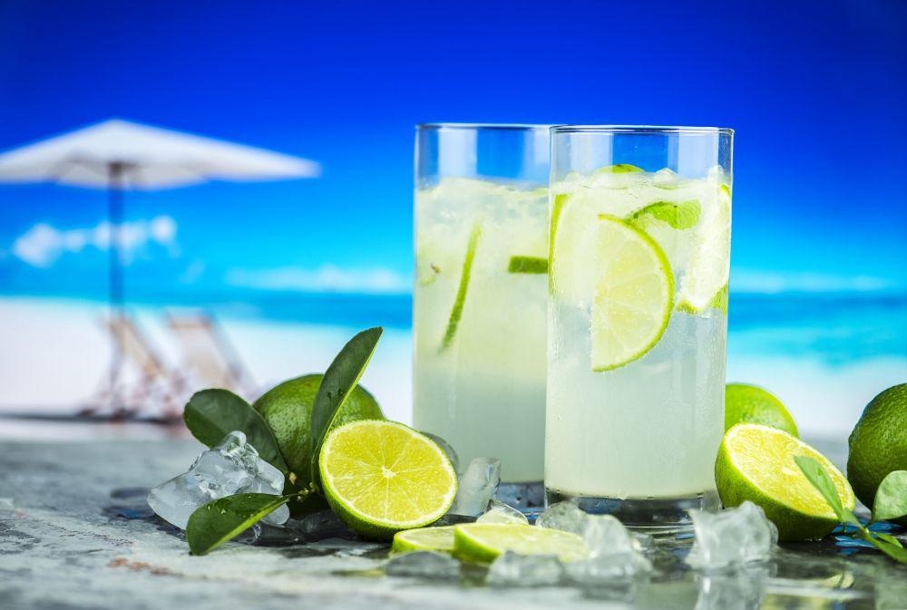 5 Minuman Mengandung Elektrolit, Cegah Dehidrasi Saat Puasa